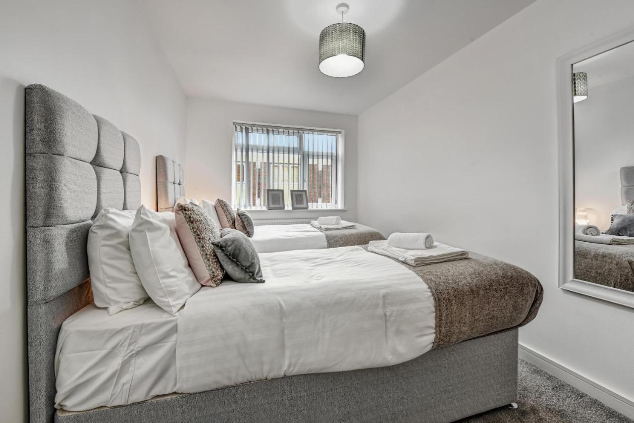 St Martins 2 Bedroom Apartments In Ruislip By 360 Stays Exteriér fotografie