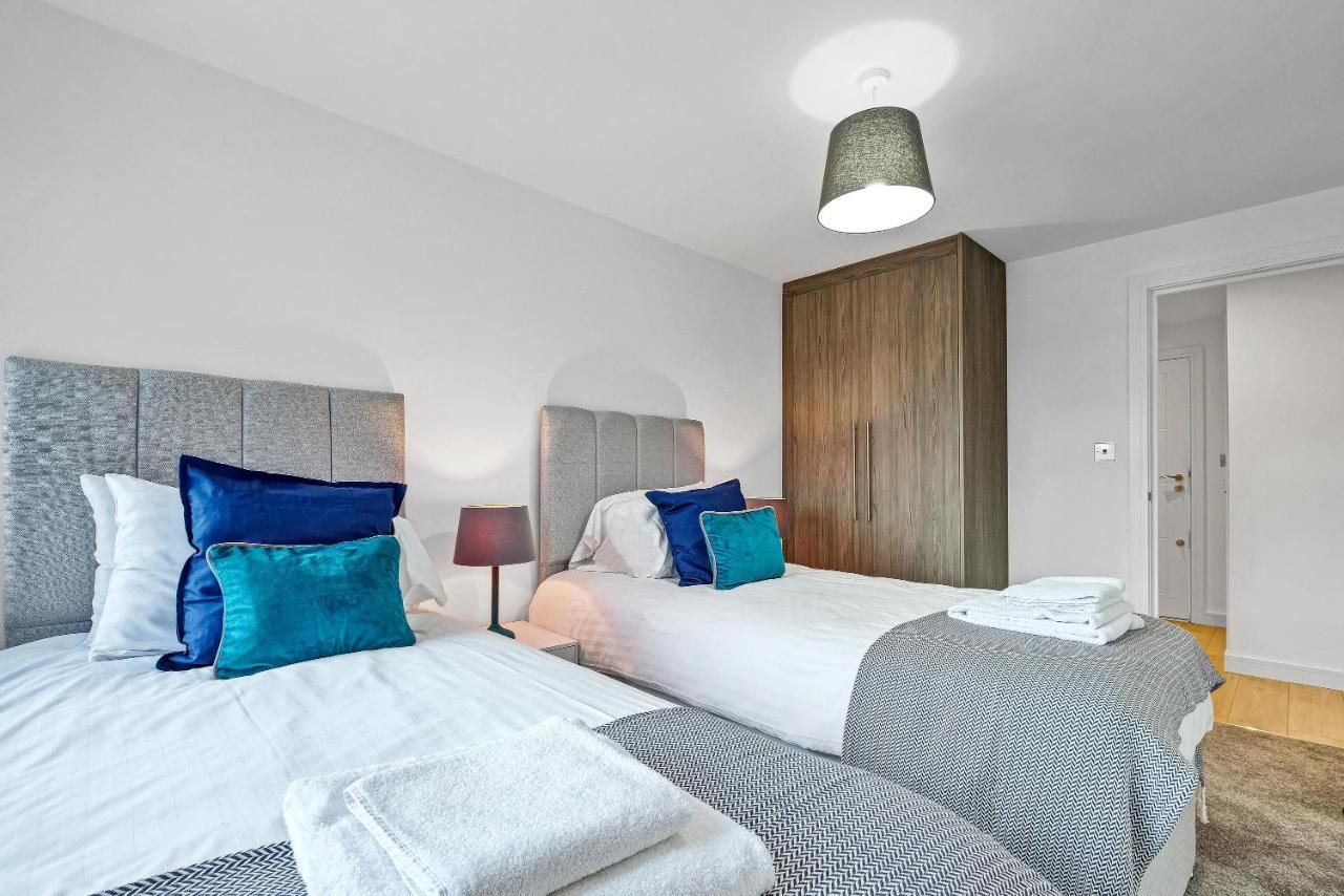 St Martins 2 Bedroom Apartments In Ruislip By 360 Stays Exteriér fotografie