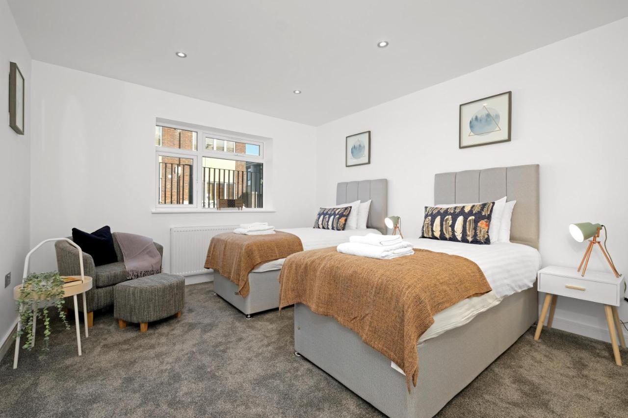 St Martins 2 Bedroom Apartments In Ruislip By 360 Stays Exteriér fotografie