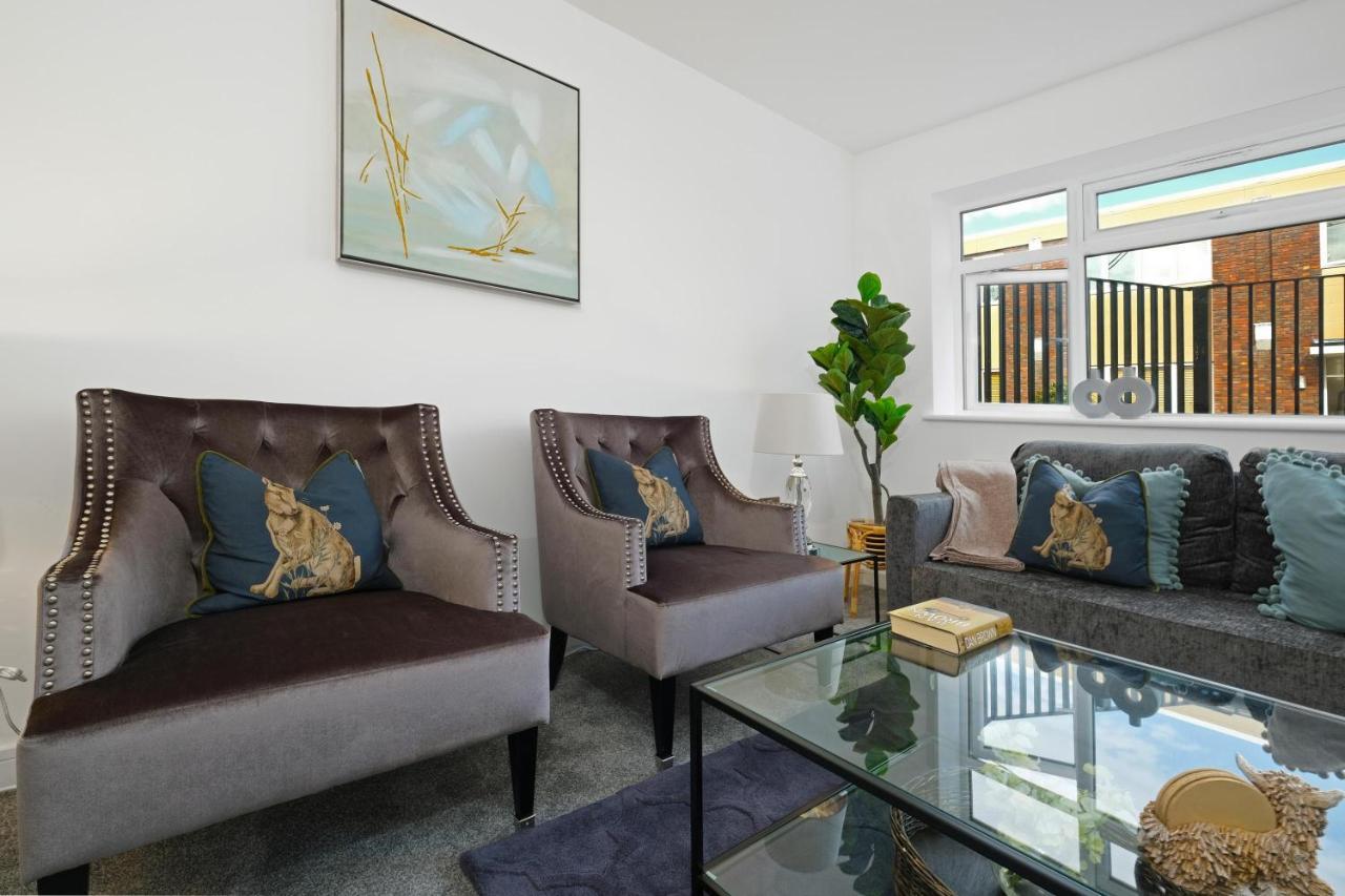 St Martins 2 Bedroom Apartments In Ruislip By 360 Stays Exteriér fotografie
