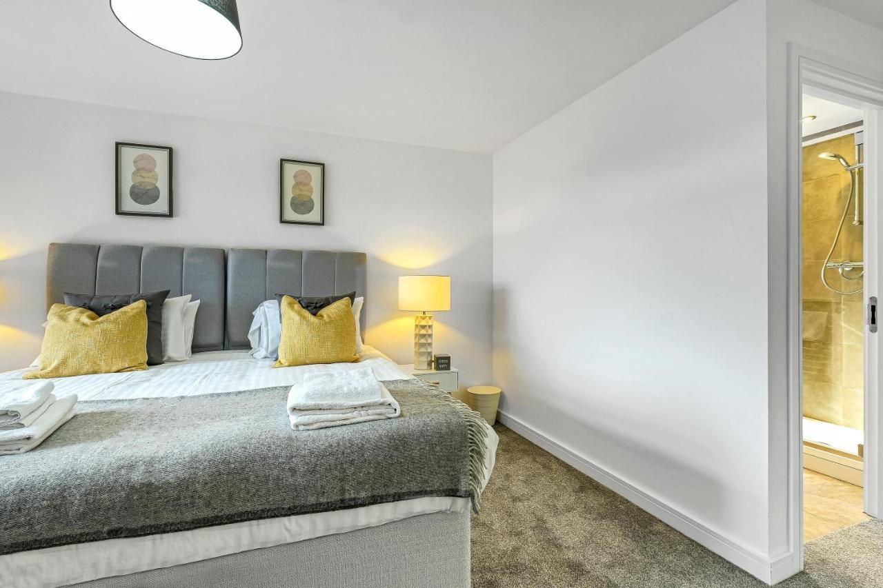 St Martins 2 Bedroom Apartments In Ruislip By 360 Stays Exteriér fotografie