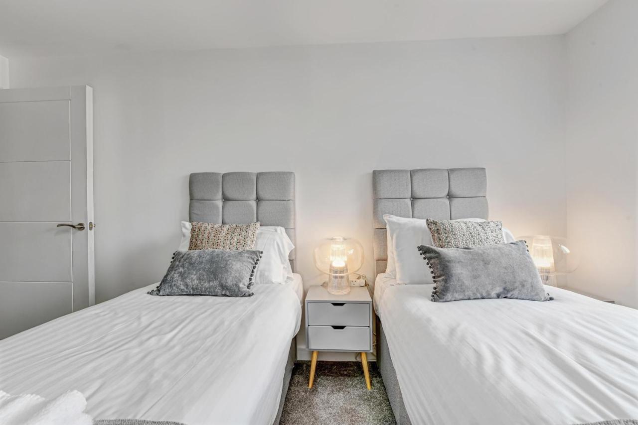 St Martins 2 Bedroom Apartments In Ruislip By 360 Stays Exteriér fotografie