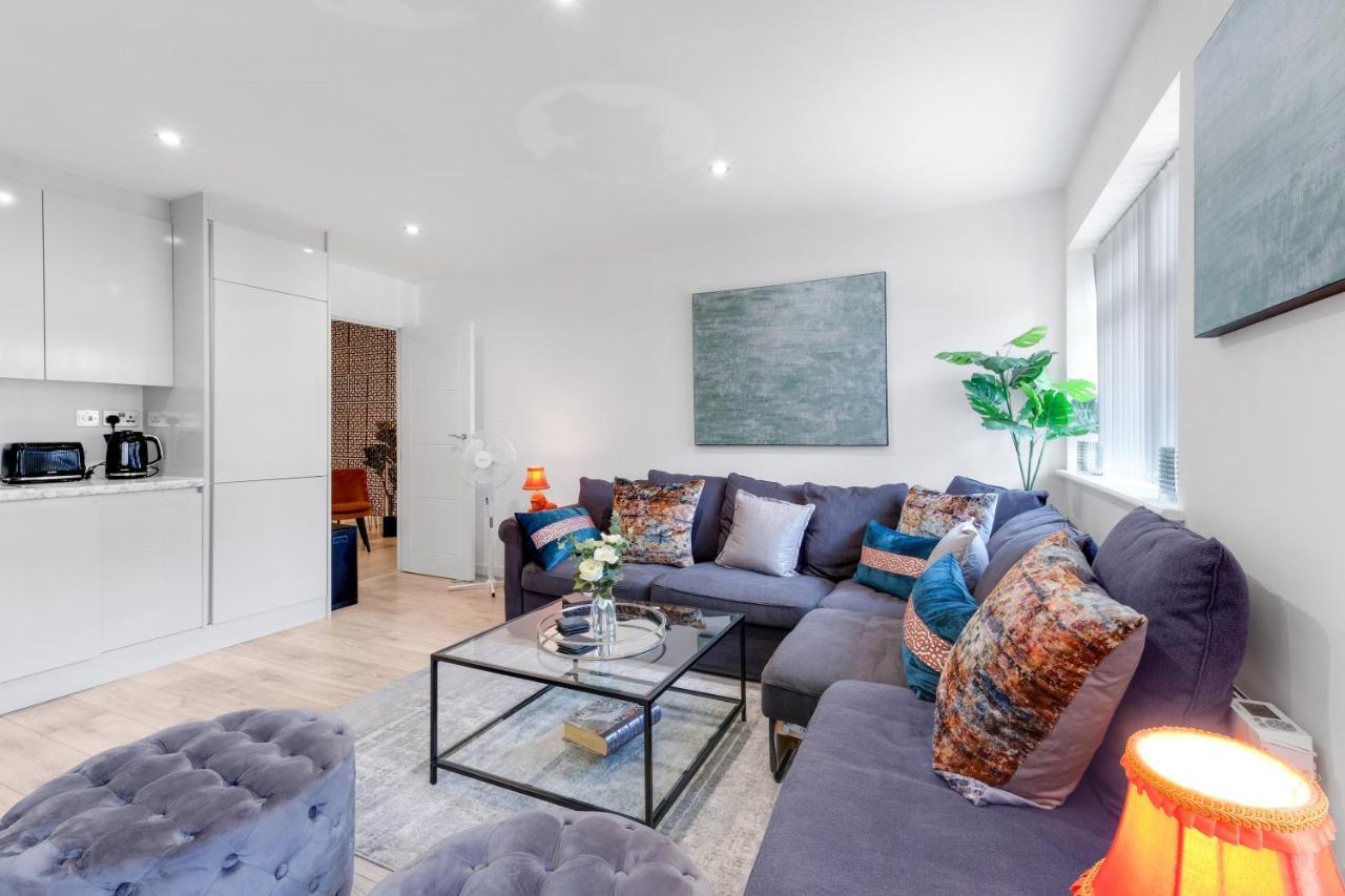 St Martins 2 Bedroom Apartments In Ruislip By 360 Stays Exteriér fotografie