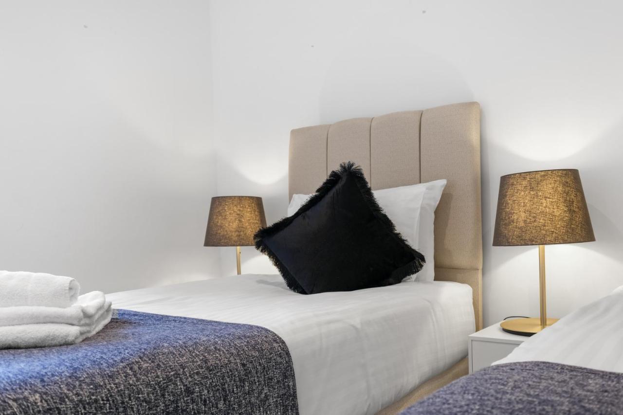 St Martins 2 Bedroom Apartments In Ruislip By 360 Stays Exteriér fotografie