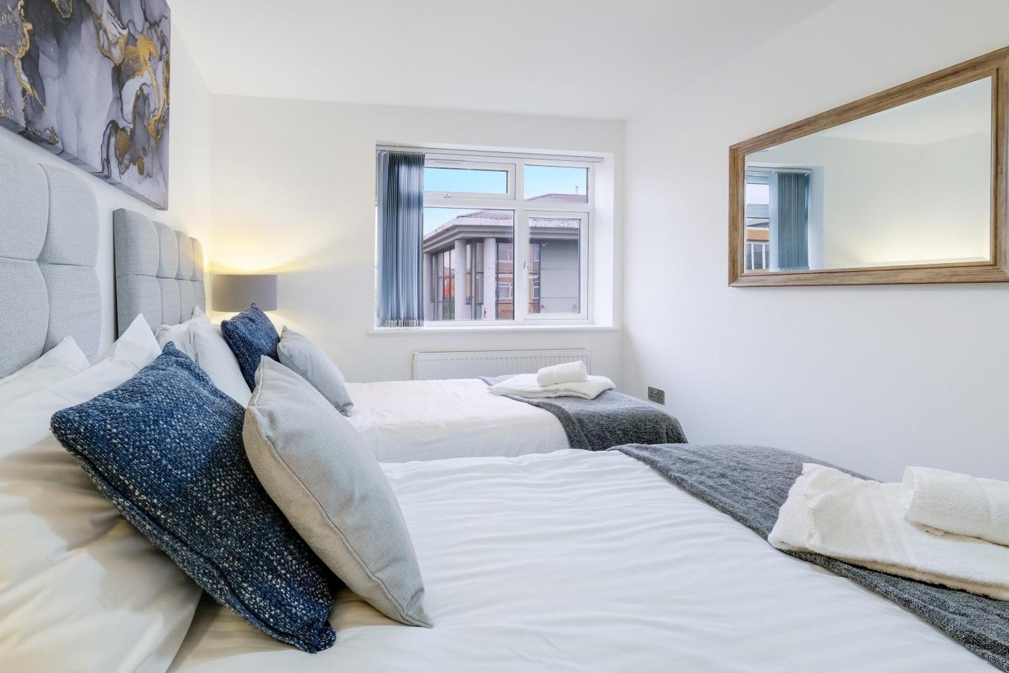 St Martins 2 Bedroom Apartments In Ruislip By 360 Stays Exteriér fotografie