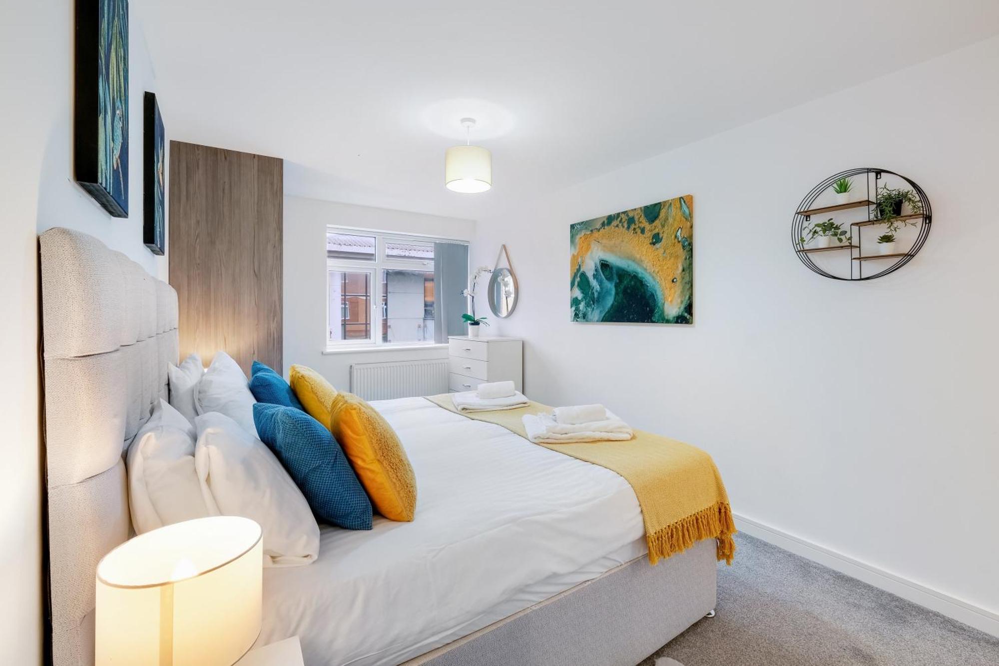 St Martins 2 Bedroom Apartments In Ruislip By 360 Stays Exteriér fotografie