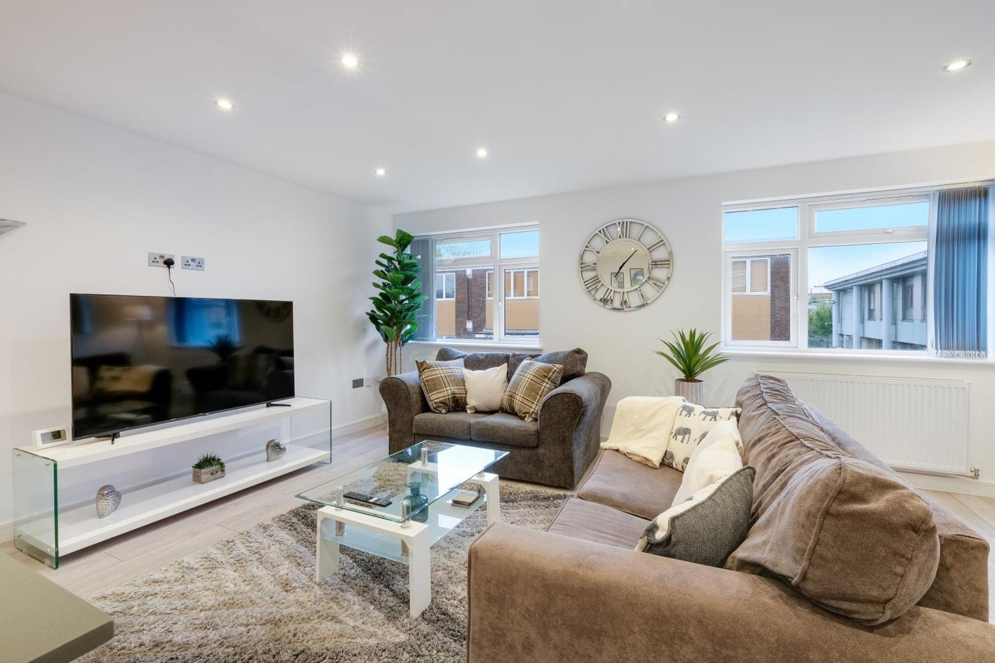 St Martins 2 Bedroom Apartments In Ruislip By 360 Stays Exteriér fotografie