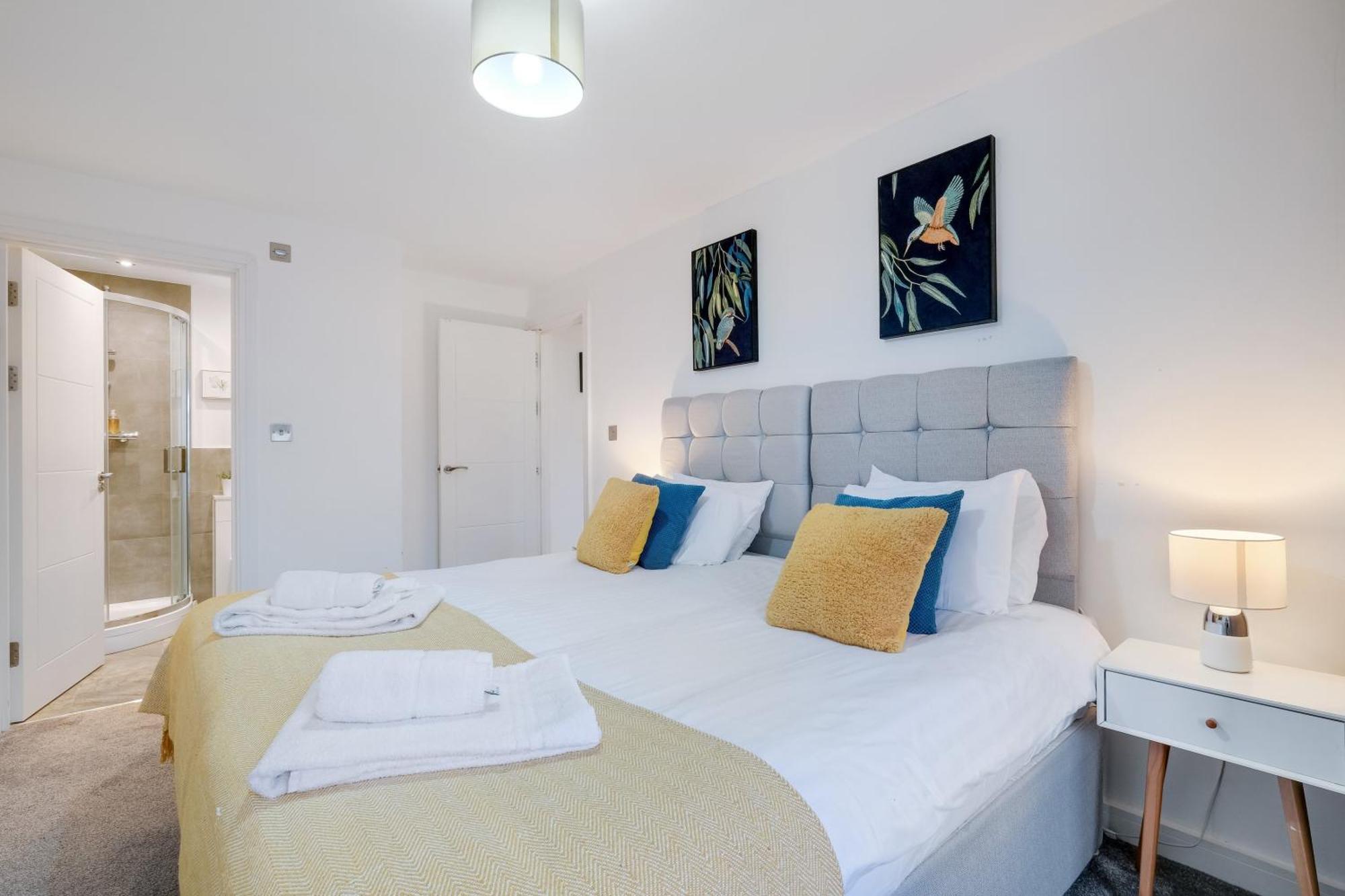 St Martins 2 Bedroom Apartments In Ruislip By 360 Stays Exteriér fotografie